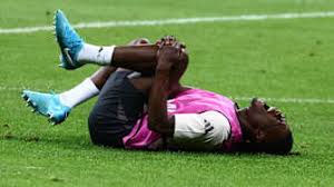 发巨大轰动 发巨大轰动